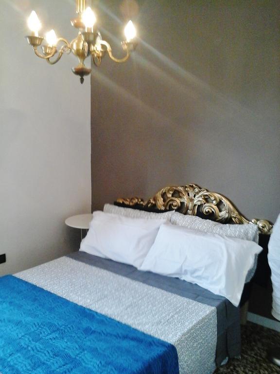 L.T. Schneider B&B ボローニャ 部屋 写真