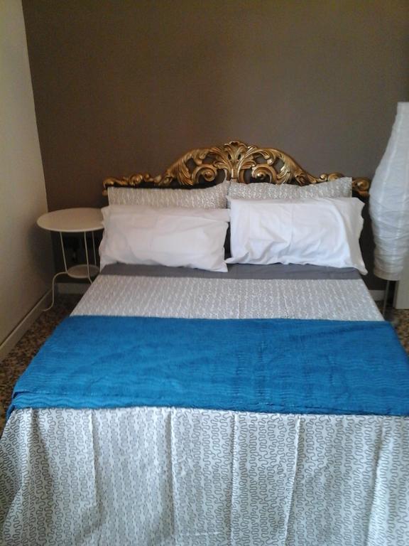 L.T. Schneider B&B ボローニャ 部屋 写真
